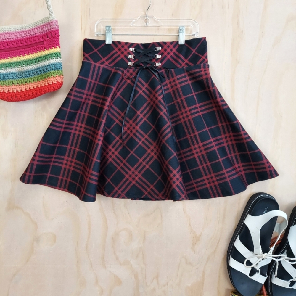 Plaid Red and Black Women's Skort, 26 waist
